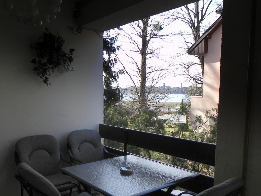 Hôtel Monika Panzio à Tata Extérieur photo